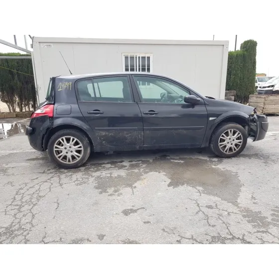 RENAULT MEGANE II BERLINA 5P '2008 CONFORT AUTHENTIQUE NEGRO