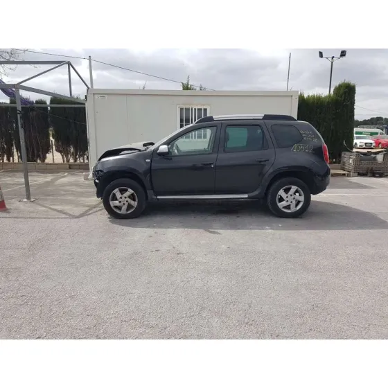 DACIA DUSTER '2011 LAUREATE 4X2 NEGRO