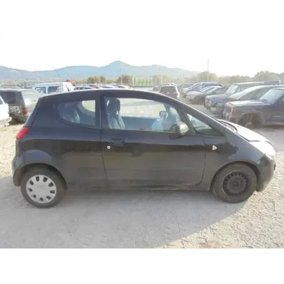 MITSUBISHI COLT BERLINA 3 (CZ) '2006 1.1 INFORM NEGRO