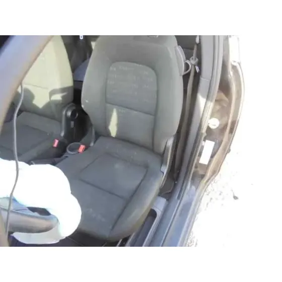 MITSUBISHI COLT BERLINA 3 (CZ) '2006 1.1 INFORM NEGRO