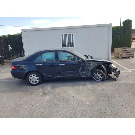 MERCEDES CLASE C (W203) BERLINA '2004 200 COMPRESSOR (203.042) AZUL