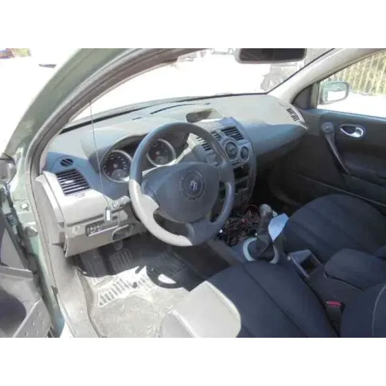 RENAULT MEGANE II BERLINA 5P '2003 AUTHENTIQUE VERDE