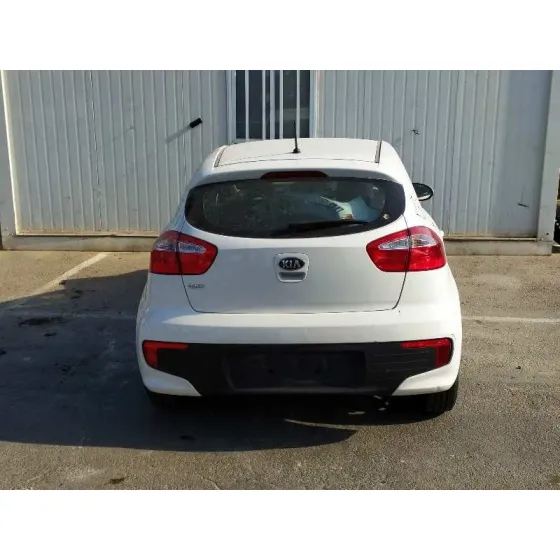 KIA RIO '2016 CONCEPT BLANCO