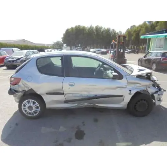 PEUGEOT 206 BERLINA '2003 X-LINE GRIS