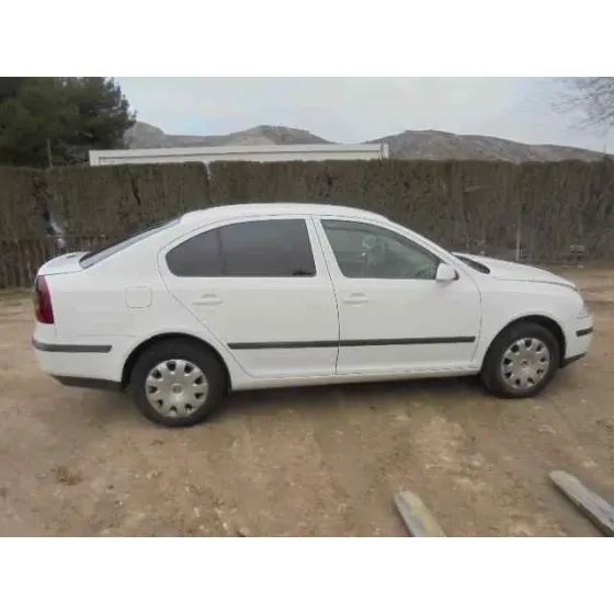 SKODA OCTAVIA BERLINA (1Z3) '2006 ACTIVE BLANCO
