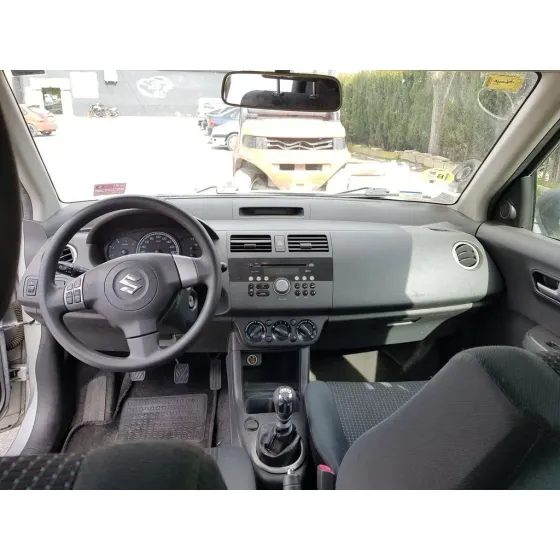 SUZUKI SWIFT BERLINA (MZ) '2006 GL (5-PTAS.) GRIS