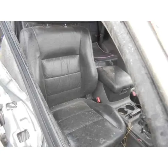 MITSUBISHI MONTERO (V60/V70) '2002 3.2 DI-D GLS (3-PTAS.) DORADO