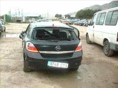 OPEL ASTRA H BERLINA OPEL ASTRA H BERLINA '2004 1.7 16V CDTI NEGRO 2004
