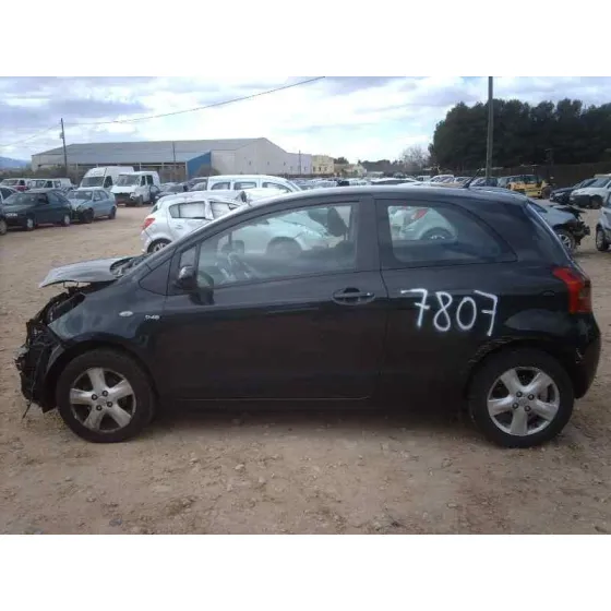 TOYOTA YARIS (KSP9/SCP9/NLP9) '2006 BASICO NEGRO
