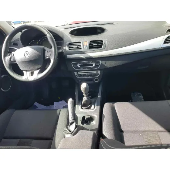 RENAULT MEGANE III BERLINA 5 P '2010 DYNAMIQUE GRIS OSCURO