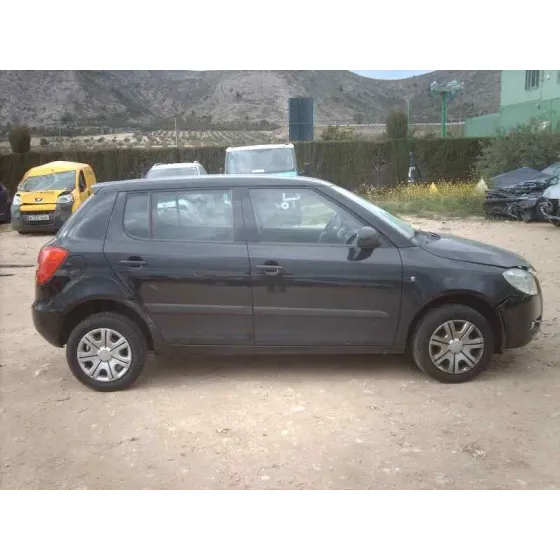 SKODA FABIA (5J2 ) '2009 ACTIVE NEGRO