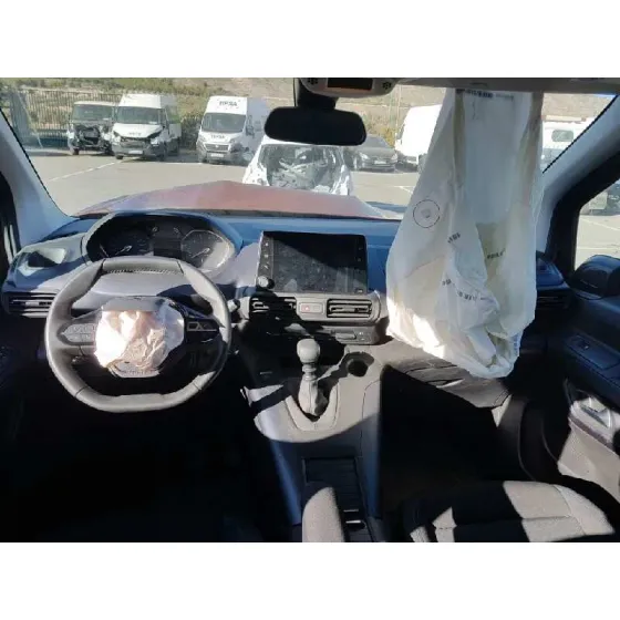 PEUGEOT RIFTER '2019 ALLURE STANDARD NARANJA