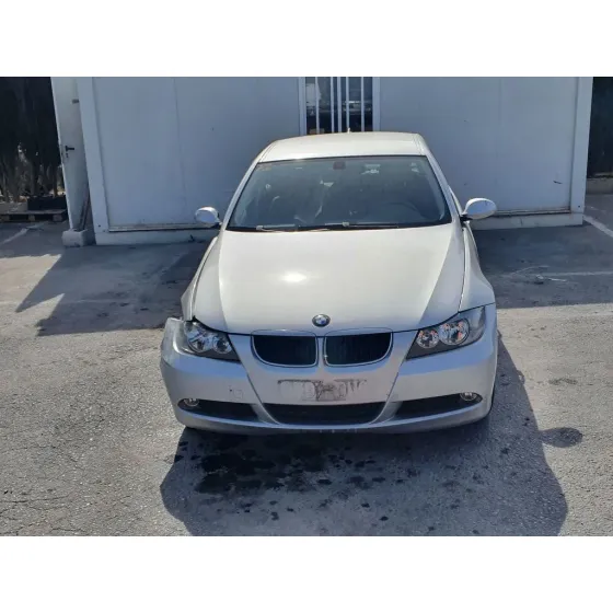 BMW SERIE 3 BERLINA (E90) '2005 320D GRIS