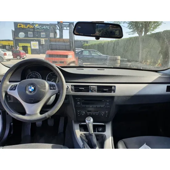 BMW SERIE 3 BERLINA (E90) '2005 320D GRIS