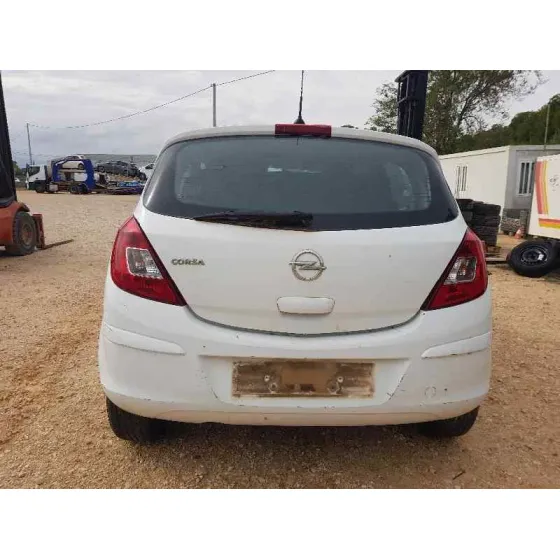 OPEL CORSA D '2013 SELECTIVE BLANCO