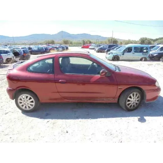 RENAULT MEGANE I COUPE FASE 2 (DA..) '2002 1.4 16 V DYNAMIQUE GRANATE