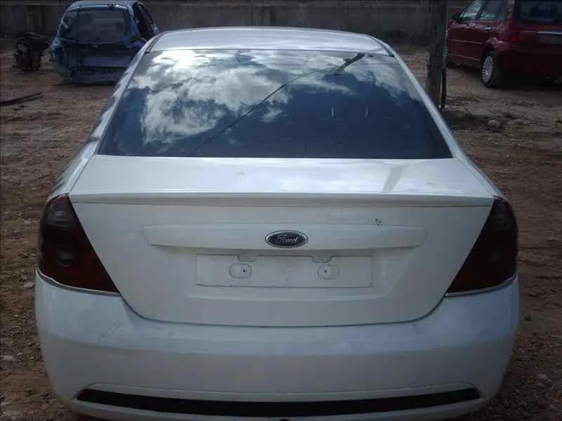 FORD MONDEO BERLINA (GE) '2005 AMBIENTE (06.2003->) (D) BLANCO