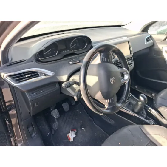 Peugeot 2008 I (CU_) 2015