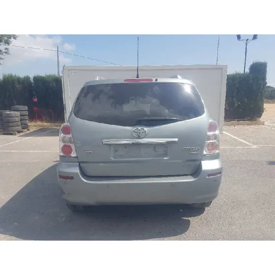 TOYOTA COROLLA VERSO (R1) '2009 2.2 D-4D LUNA GRIS