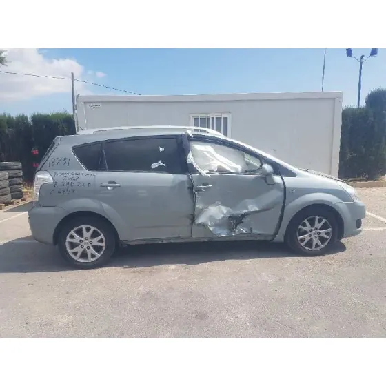 TOYOTA COROLLA VERSO (R1) '2009 2.2 D-4D LUNA GRIS