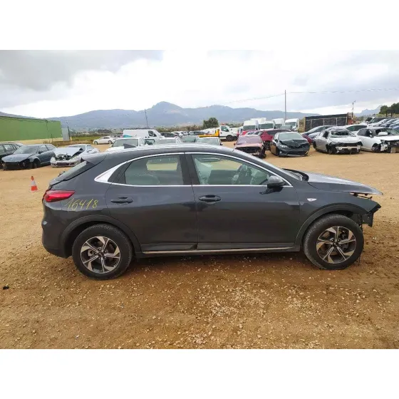 KIA XCEED '2019 DRIVE GRIS OSCURO