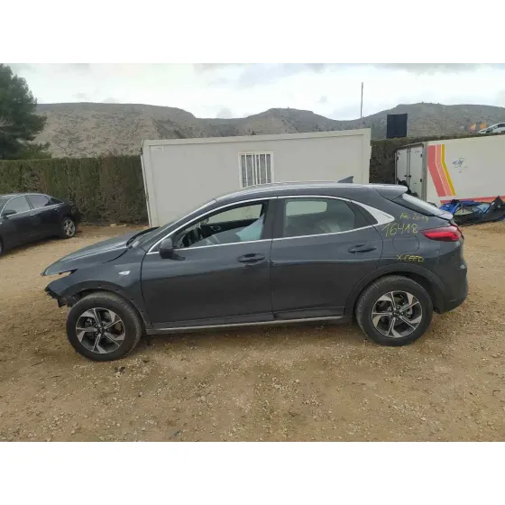 KIA XCEED '2019 DRIVE GRIS OSCURO