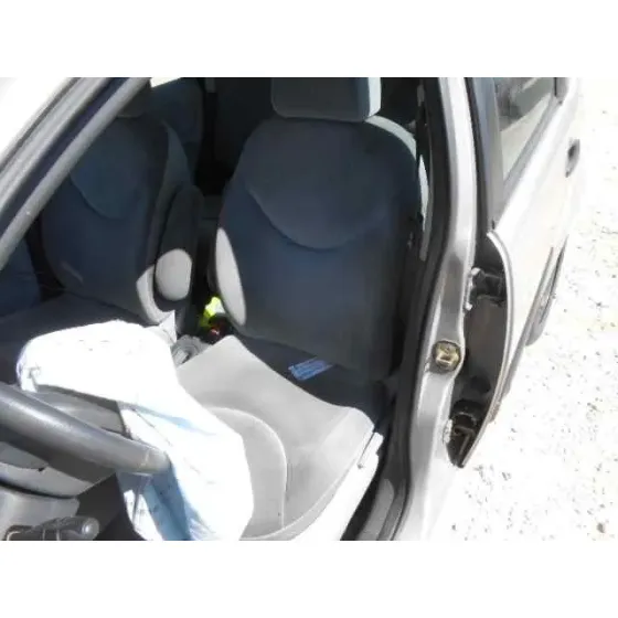 CITROEN C3 '2004 1.4 HDI SX PLUS DORADO