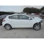 RENAULT MEGANE III BERLINA 5 P RENAULT MEGANE III BERLINA 5 P '2015 BUSINESS BLANCO 2013