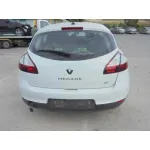RENAULT MEGANE III BERLINA 5 P RENAULT MEGANE III BERLINA 5 P '2015 BUSINESS BLANCO 2013