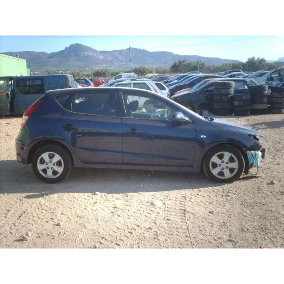 HYUNDAI I30 '2011 COMFORT AZUL