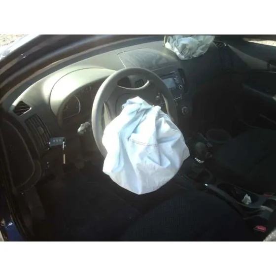 HYUNDAI I30 '2011 COMFORT AZUL