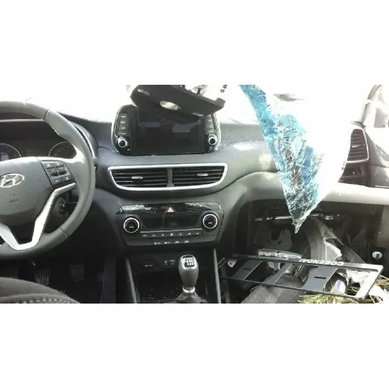 HYUNDAI TUCSON '2019 ESSENCE 2WD GRIS