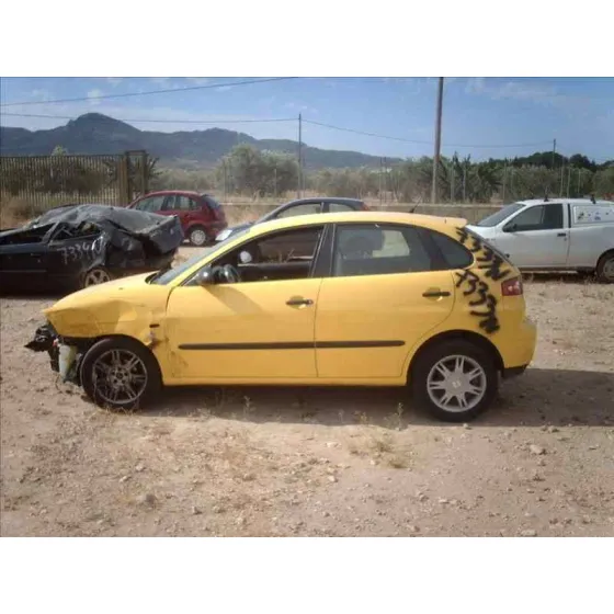 SEAT IBIZA (6L1) '2004 COOL AMARILLO