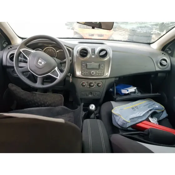DACIA SANDERO '2018 STEPWAY BLANCO