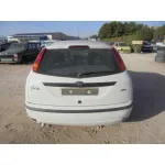 FORD FOCUS BERLINA (CAK) FORD FOCUS BERLINA (CAK) '2003 AMBIENTE BLANCO 1998