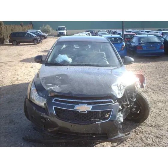CHEVROLET CRUZE '2010 LS NEGRO