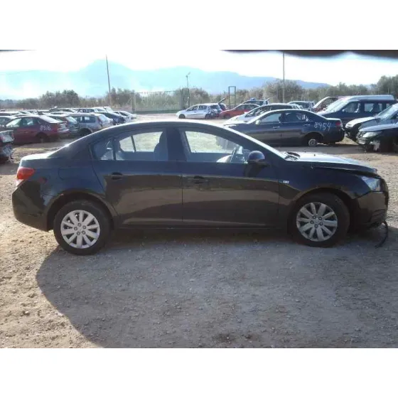 CHEVROLET CRUZE '2010 LS NEGRO