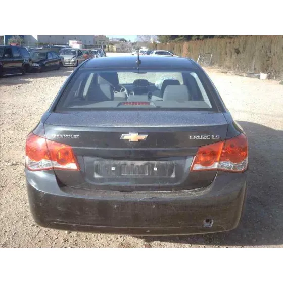 CHEVROLET CRUZE '2010 LS NEGRO