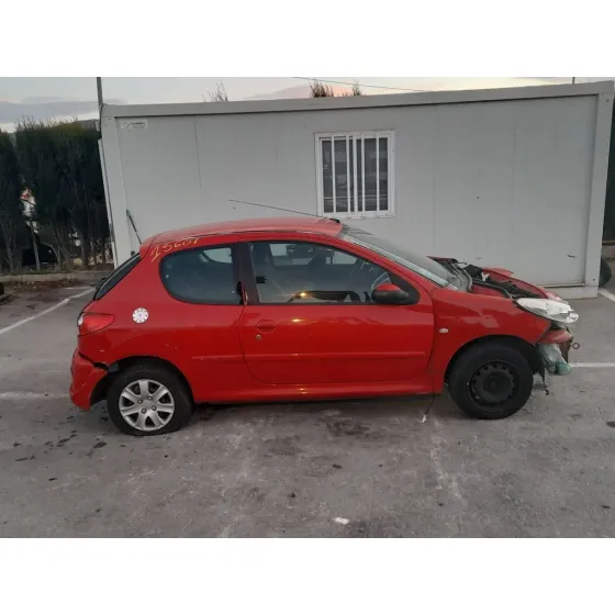 PEUGEOT 206+ '2010 BASICO ROJO