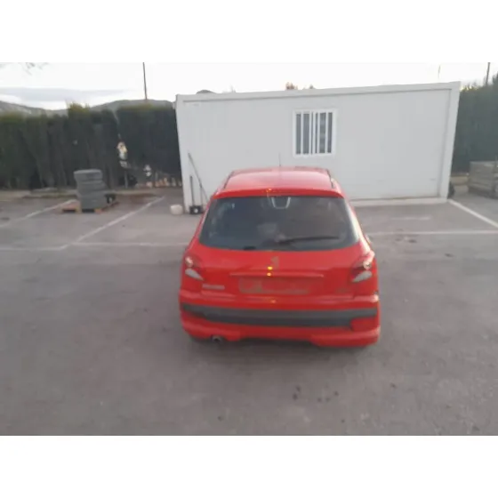 PEUGEOT 206+ '2010 BASICO ROJO