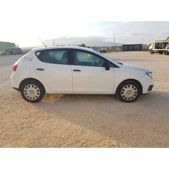 SEAT IBIZA (6J5) '2010 REFERENCE BLANCO
