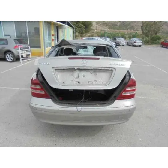MERCEDES CLASE C (W203) BERLINA '2003 180 COMPRESSOR (203.046) DORADO