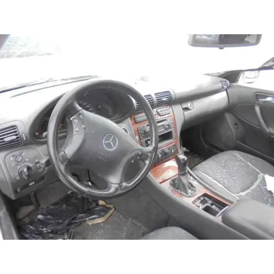 MERCEDES CLASE C (W203) BERLINA '2003 180 COMPRESSOR (203.046) DORADO