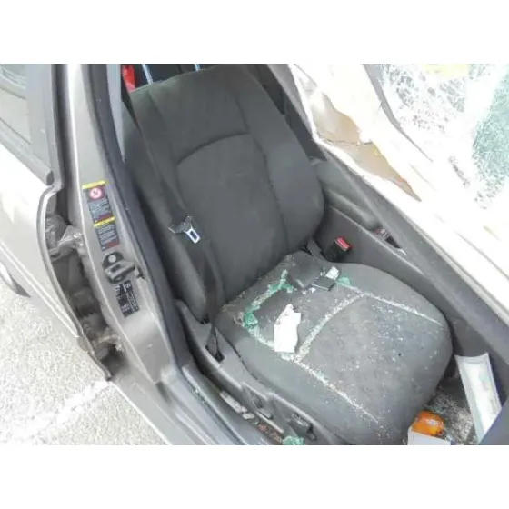 MERCEDES CLASE C (W203) BERLINA '2003 180 COMPRESSOR (203.046) DORADO