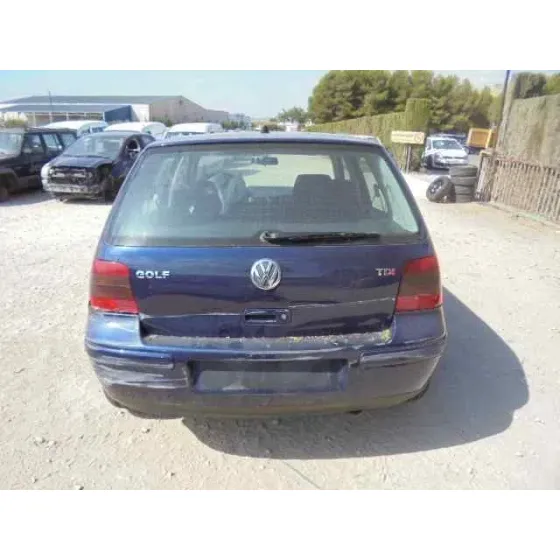 VOLKSWAGEN GOLF IV BERLINA (1J1) '2002 ADVANCE AZUL