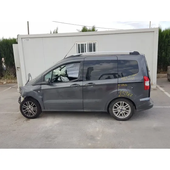 FORD TOURNEO COURIER (C4A) '2017 TITANIUM GRIS OSCURO
