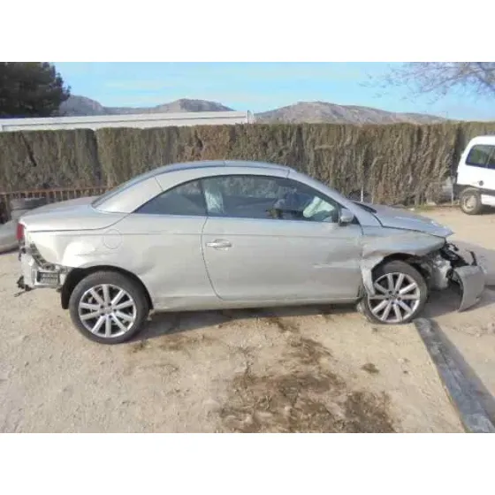 VOLKSWAGEN EOS (1F7) '2009 2.0 TDI GRIS