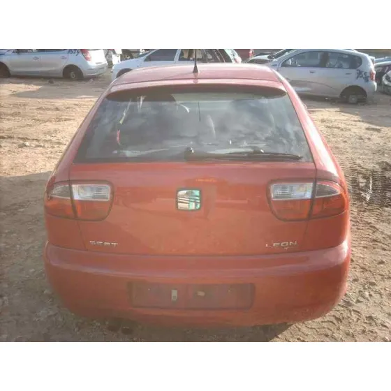 SEAT LEON (1M1) '2005 SPORT ROJO