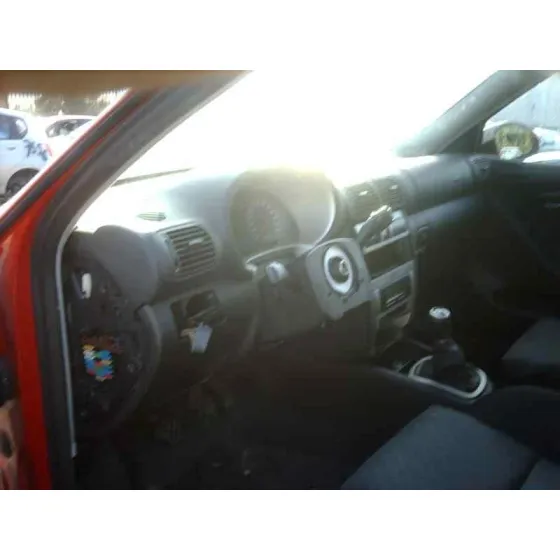 SEAT LEON (1M1) '2005 SPORT ROJO