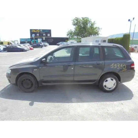 FIAT STILO MULTI WAGON (192) '2004 1.9 JTD 115 GRIS OSCURO